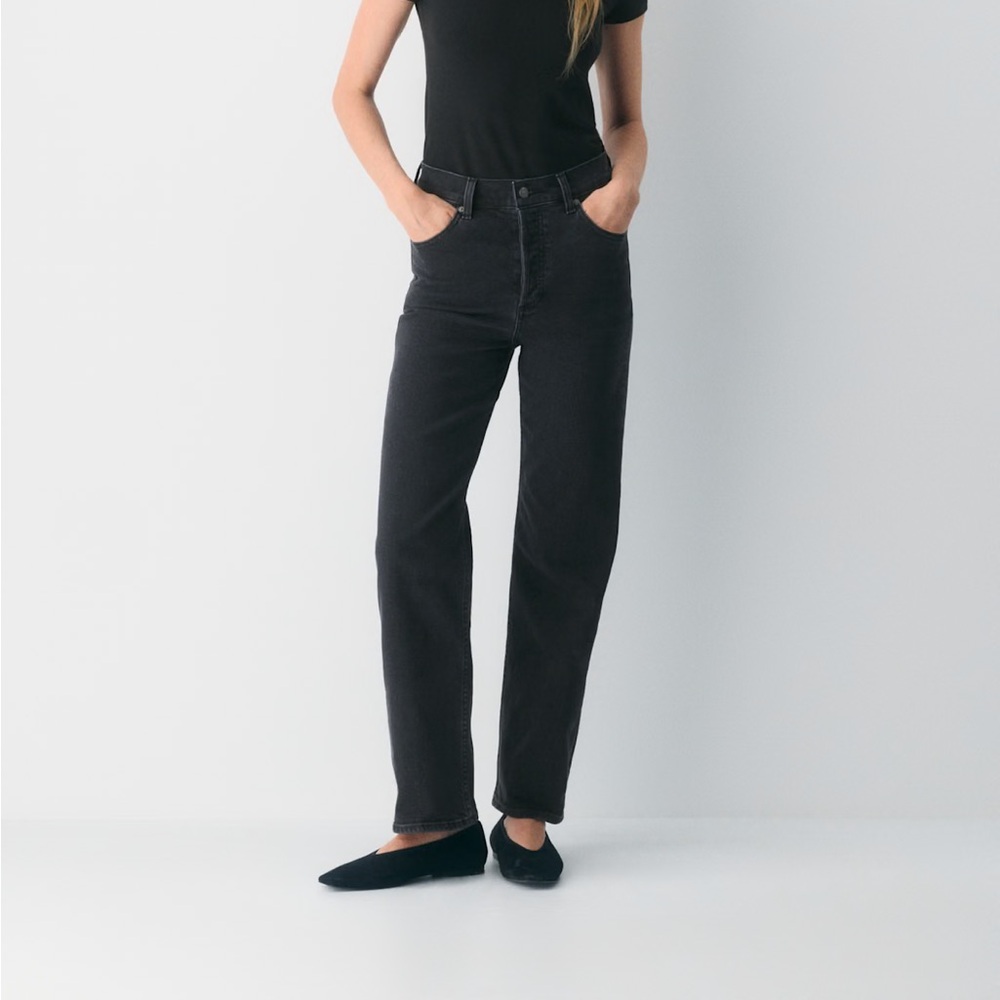 Aritzia Denim Forum Arlo Black Straight Leg Jeans
